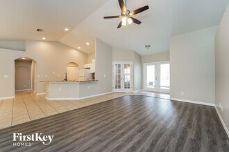 1570 Waldorf Dr in North Port, FL - Building Photo - Building Photo