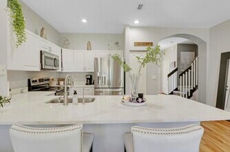 6086 Seminole Gardens Cir in Riviera Beach, FL - Building Photo - Building Photo