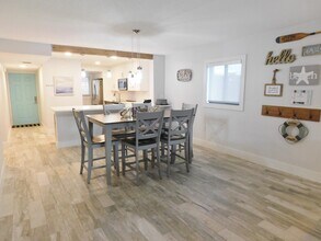 3160 N Atlantic Ave in Cocoa Beach, FL - Building Photo - Building Photo
