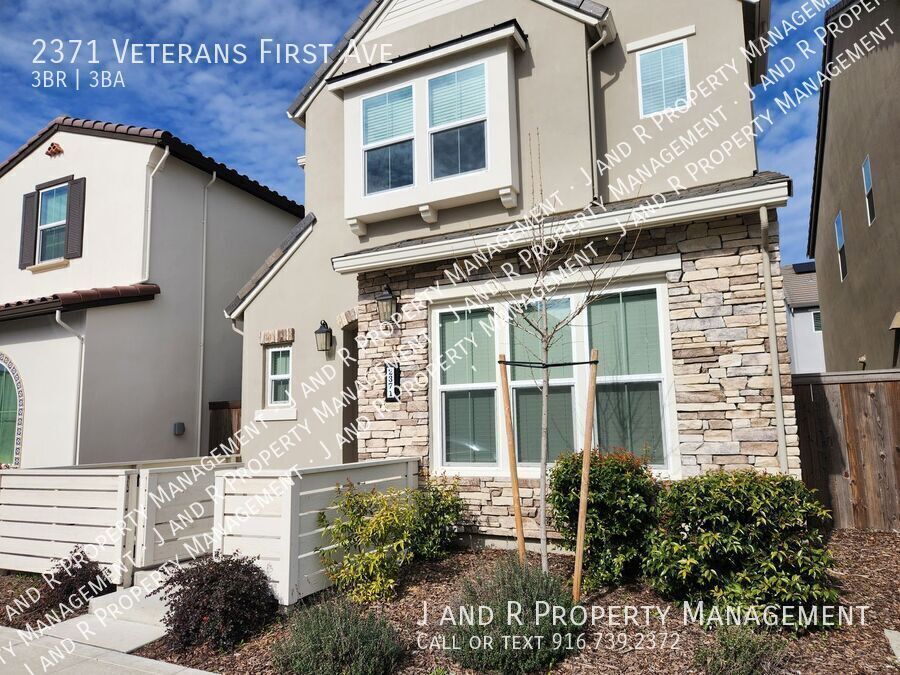 2371 Veterans First Ave in Sacramento, CA - Building Photo