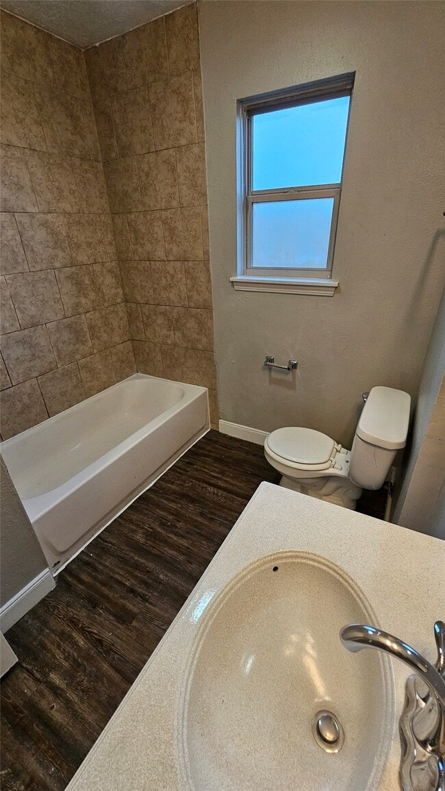 property at 3118 Brookdale Dr