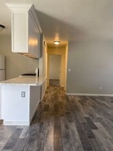 2556 Sabre Ct in Redding, CA - Building Photo - Building Photo