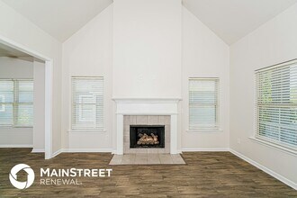 1041 Crawford Ct in Chelsea, AL - Foto de edificio - Building Photo