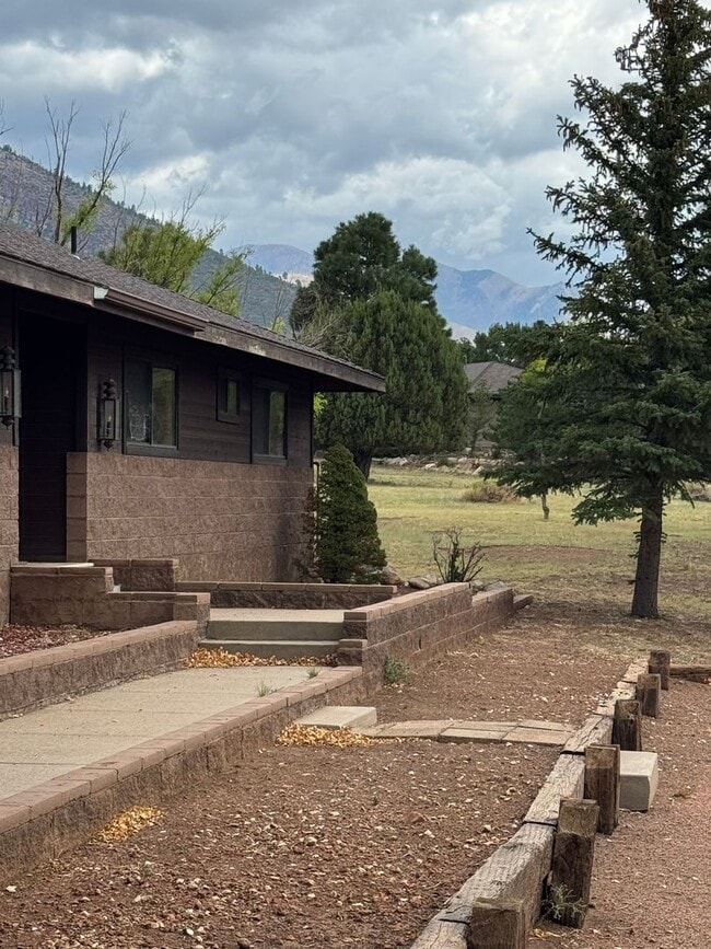 property at 4950 E Reata Rd