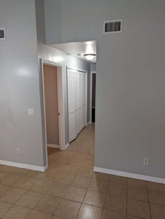 6026 W Jones St in Bay St. Louis, MS - Building Photo - Building Photo