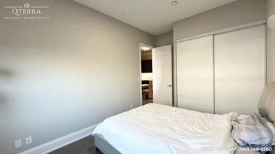25 Water Walk Dr in Markham, ON - Building Photo - Building Photo