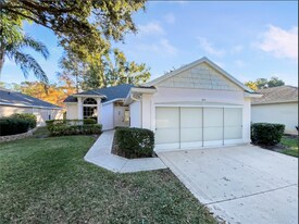 204 Baytree Blvd in Tavares, FL - Building Photo