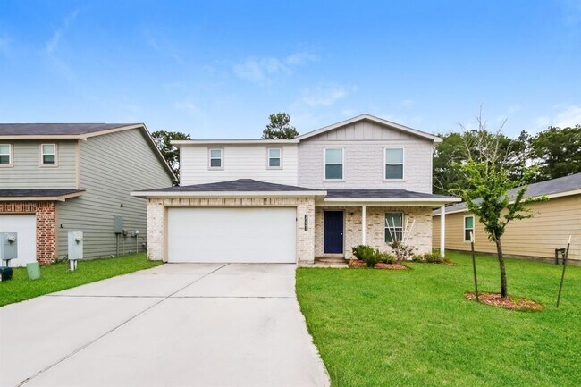 property at 15641 Del Norte Dr