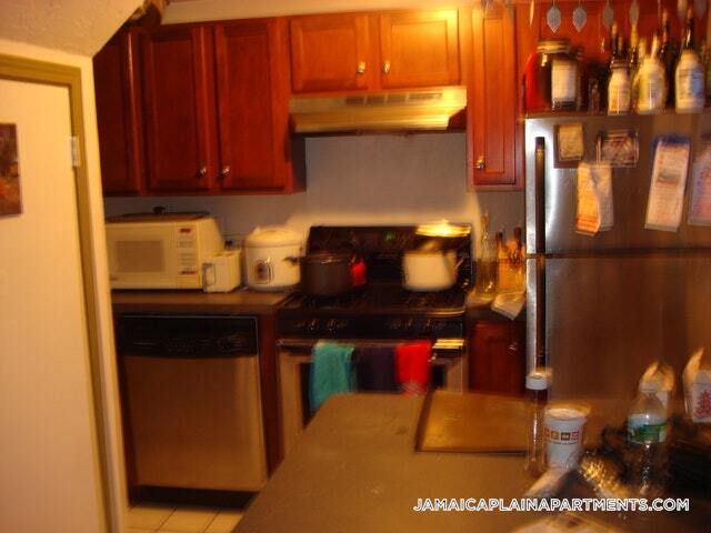 87 Sheridan St in Boston, MA - Building Photo