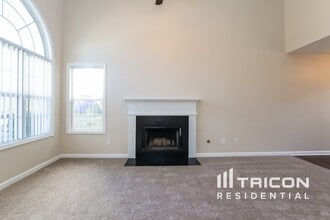 221 Rosemont Ct in Hiram, GA - Building Photo - Building Photo