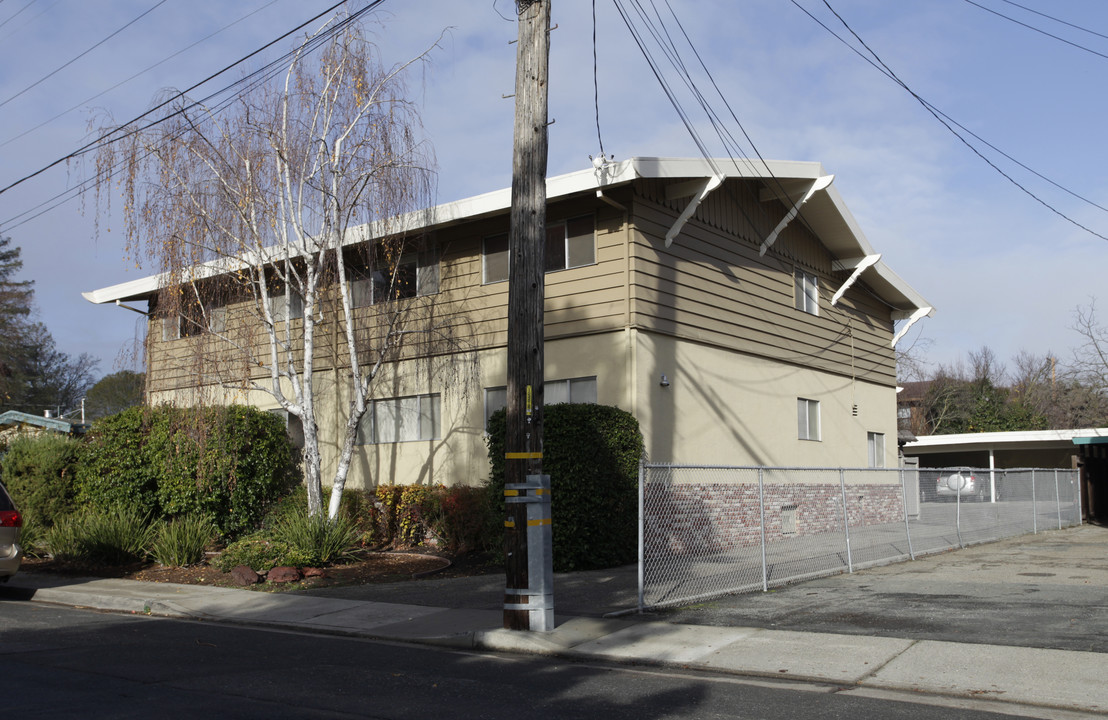 3622 Chestnut St in Lafayette, CA - Building Photo