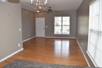 2035 Golden Ridge Ln in Charlotte, NC - Building Photo - Building Photo