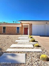 817 Centennial Dr in El Paso, TX - Building Photo - Building Photo