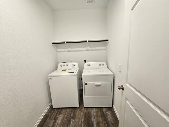 4985 Almond Ter Dr in Katy, TX - Building Photo - Building Photo