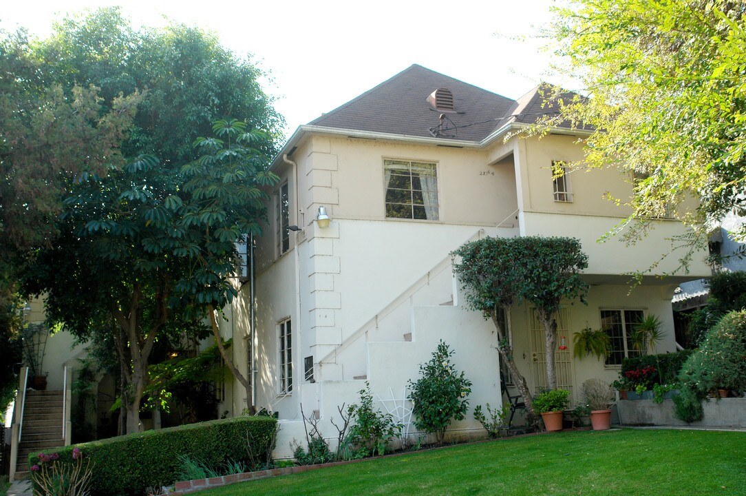 2816 Waverly Dr in Los Angeles, CA - Building Photo