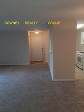 94 Hampden Dr, Unit 0B in Norwood, MA - Foto de edificio - Building Photo