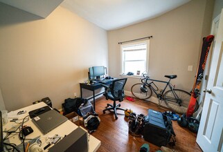 344 Centre St, Unit 1 in Boston, MA - Building Photo - Building Photo