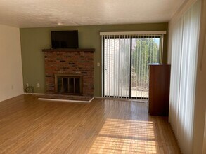 663 Allison Dr in Richmond Heights, OH - Building Photo - Building Photo