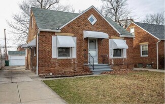 236 E 246th St in Euclid, OH - Building Photo