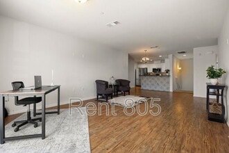 1008 Los Angeles Ave in Ventura, CA - Building Photo - Building Photo