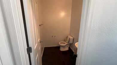 1436 N 80th Dr in Phoenix, AZ - Building Photo - Building Photo