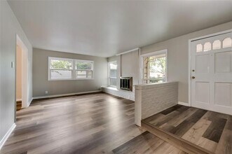 919 Mdw Vw Dr in Richardson, TX - Building Photo - Building Photo