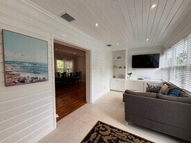 310 30th St in West Palm Beach, FL - Building Photo