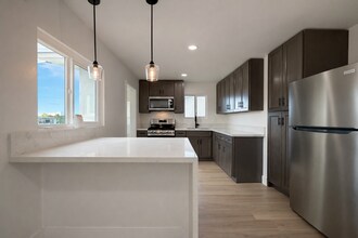 1609-1611 Burton St in San Diego, CA - Building Photo - Building Photo