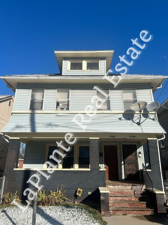 1738 Milburn Ave in Toledo, OH - Building Photo