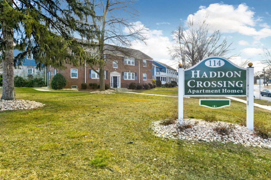 Haddon Crossing Apartment Homes in Haddon Township, NJ - Building Photo