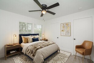 9939 Farrell Dr in Houston, TX - Building Photo