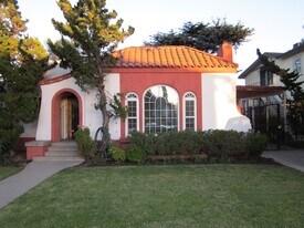 512 S Flower St, Unit 512 House in Inglewood, CA - Building Photo