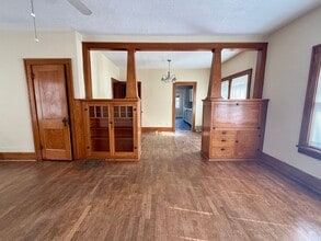 1716 SW Lane St in Topeka, KS - Building Photo - Building Photo