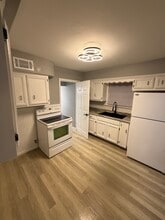 7805 Central Ave in Burbank, IL - Building Photo - Building Photo