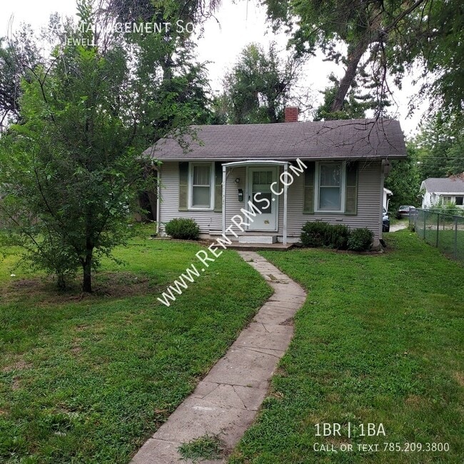 property at 1235 SW Jewell Ave