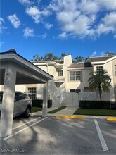 3740 Fieldstone Blvd in Naples, FL - Building Photo - Building Photo