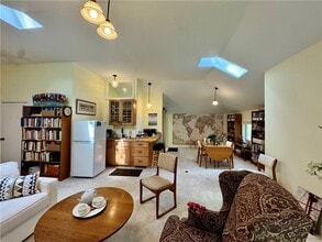 333 Colebrook Dr in Rochester, NY - Building Photo - Building Photo