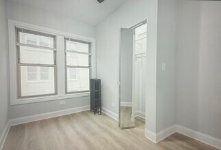 1633 W Chase Ave, Unit 3m in Chicago, IL - Foto de edificio - Building Photo