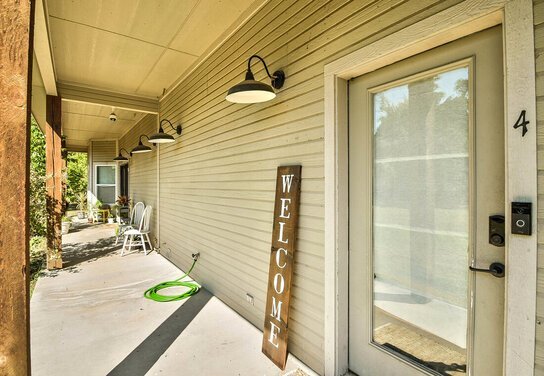 property at 910 W Jones St