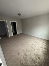 2227 Westway St in Orange, TX - Building Photo - Building Photo