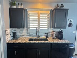 14233 Escalera Dr in Horizon City, TX - Foto de edificio - Building Photo