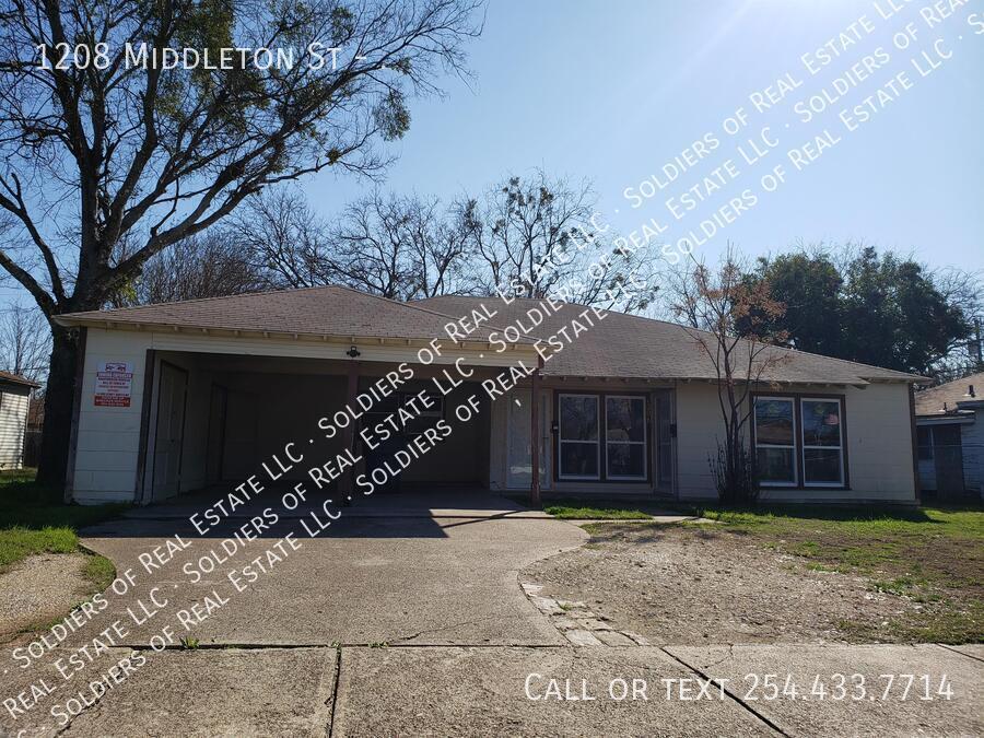 1208 Middleton St in Killeen, TX - Building Photo