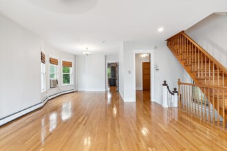 240 Harrison Ave in Jersey City, NJ - Building Photo - Building Photo