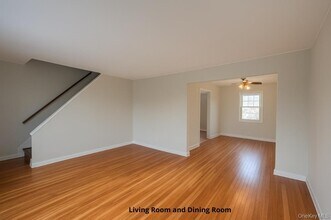 741 Taylor Ave in East Patchogue, NY - Building Photo - Building Photo