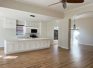 9014 Pheasant Trace Ct in Houston, TX - Foto de edificio - Building Photo