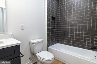 2350 Moore St in Philadelphia, PA - Building Photo - Building Photo