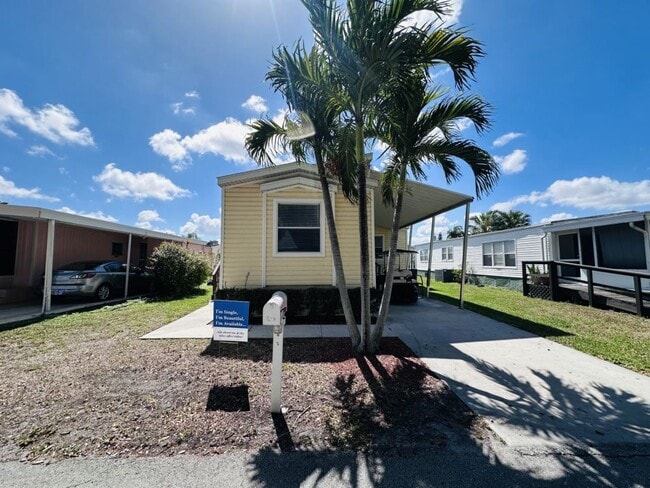 property at 6414 Colonial Dr