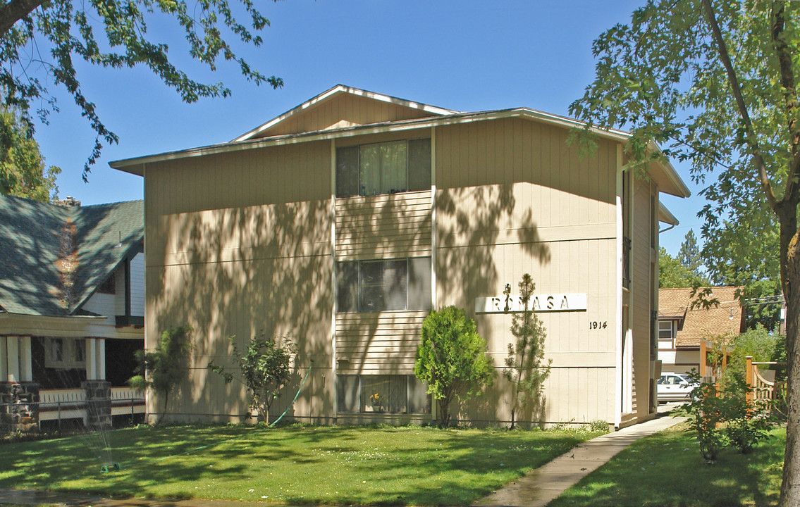 1914 W 10th Ave in Spokane, WA - Building Photo