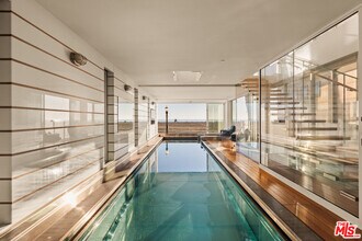 1267 Palisades Beach Rd in Santa Monica, CA - Building Photo - Building Photo