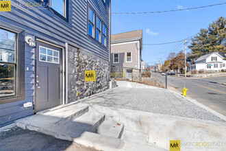 232 Fulton St, Unit 1 in Medford, MA - Building Photo - Building Photo
